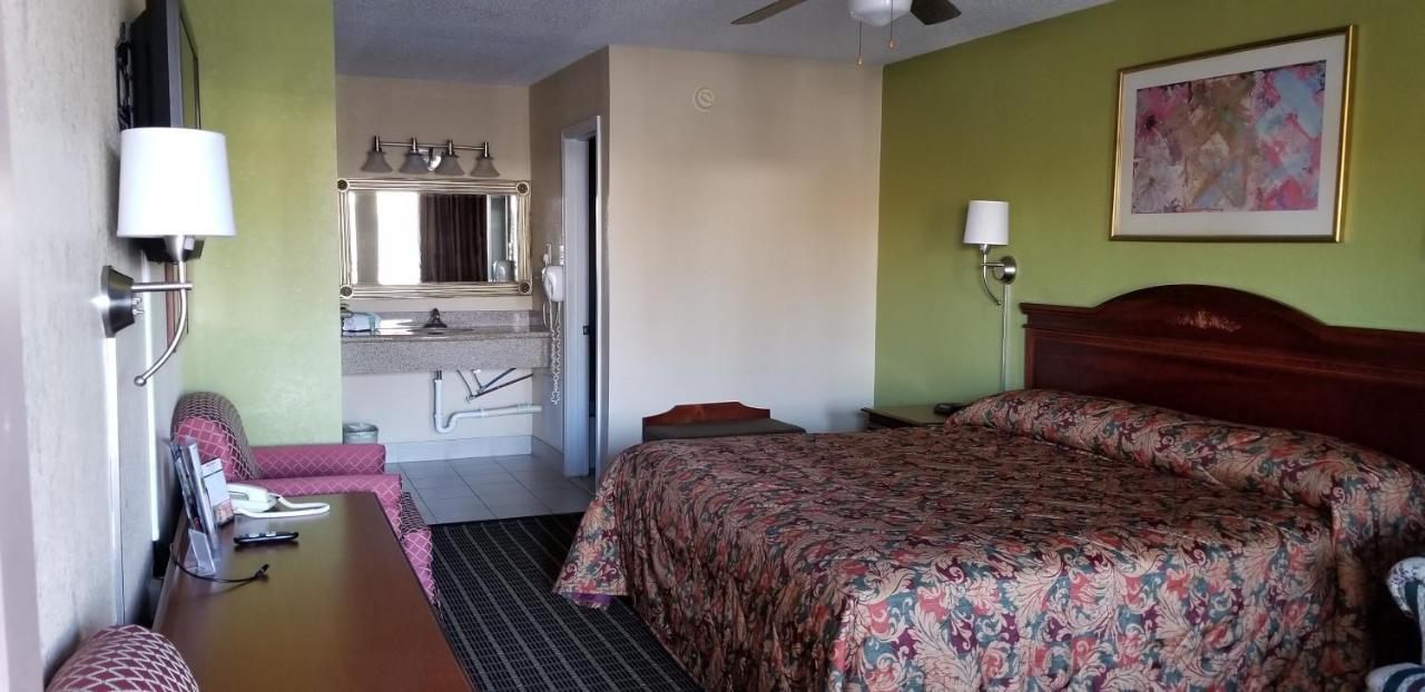 Newport News Inn Eksteriør bilde